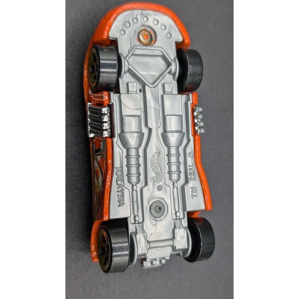 Hot Wheels & Matchbox Lot of 6 Modern & Vintage Die-cast Cars (1970s To 2015)